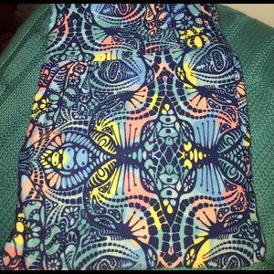 NWOT. Lularoe leggings.